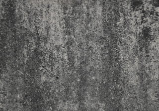 Schodiskový stupeň lámaný kameň -  andezit